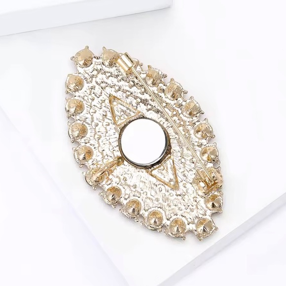 Golden Aura Evil Eye Royal Blue Crystals Brooch - Picture 3 of 3